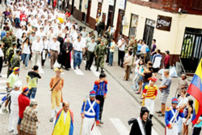 Bicentenario de Colombia es oportunidad para renovar valores cristianos, dice Arzobispo