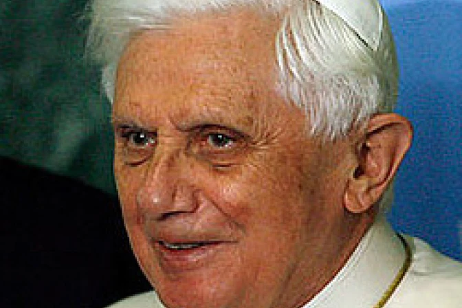 El Papa: Dios siempre llama por amor y espera respuesta