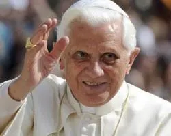 Quien cree en Dios-Amor tiene una esperanza invencible, dice el Papa