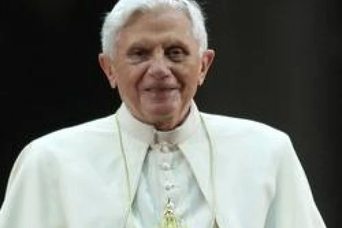 Defender derecho fundamental a libertad religiosa, exhorta el Papa