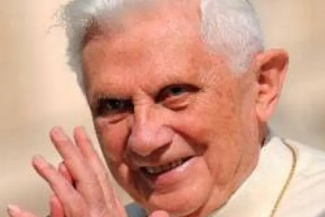 Cercanía de Dios transforma las realidades más dolorosas, recuerda Benedicto XVI