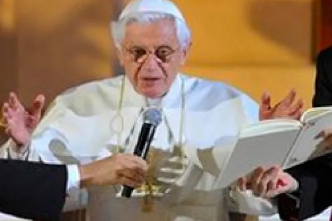 Iglesia Católica tiene larga tradición de cuidar a los niños, recuerda el Papa Benedicto XVI