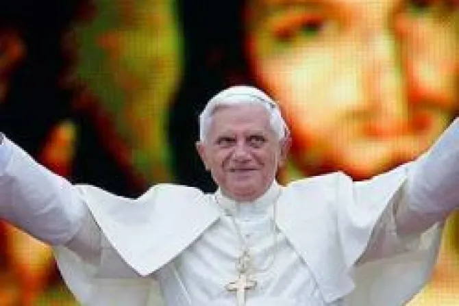 El Papa recuerda a sus exalumnos que solo Dios calma la sed de los hombres