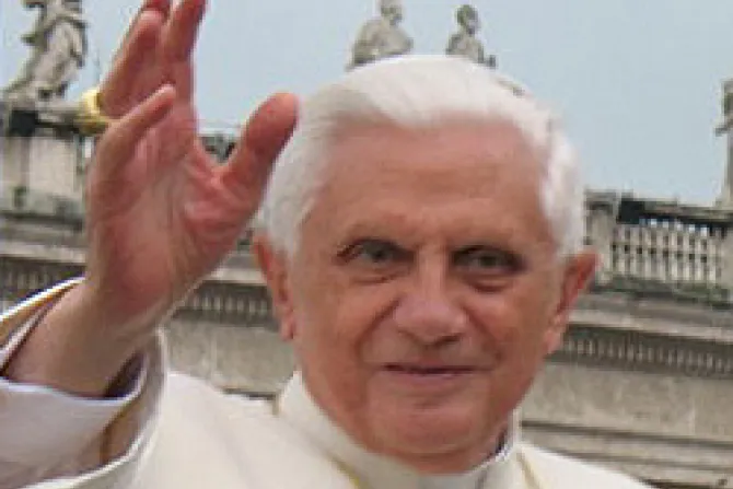 Urge adecuada preparación para el matrimonio, dice el Papa Benedicto XVI