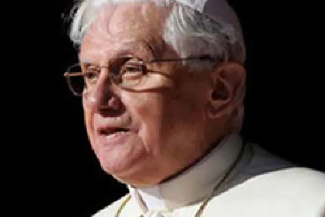 No existe el supuesto "derecho" al aborto, clama el Papa Benedicto XVI