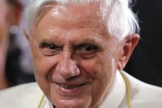 Programa del Papa Benedicto XVI en Congreso Mundial de Familias en Milán