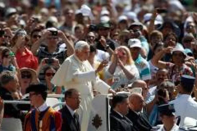 TEXTO COMPLETO: Catequesis del Papa sobre el hecho de que la fe nace de la Iglesia