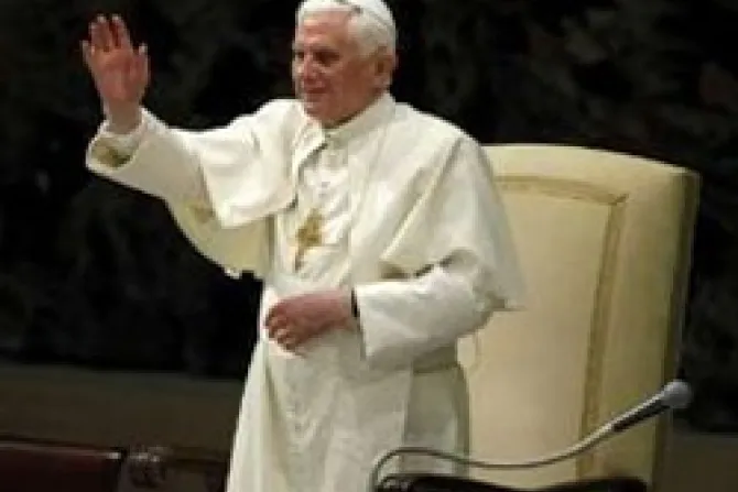 Evangelización exige buena formación intelectual, afirma el Papa Benedicto