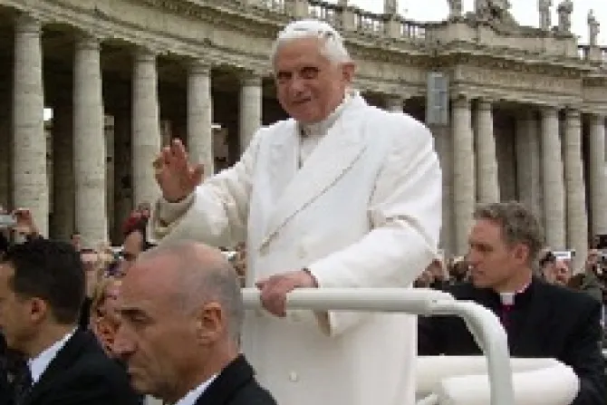 Santo Tomás de Aquino: Armonía entre fe y razón, resalta el Papa Benedicto XVI
