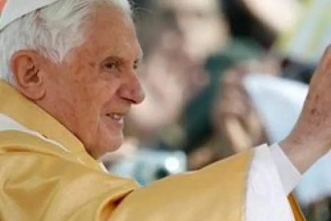 Nada puede destruir esperanza de la Iglesia, dice el Papa Benedicto XVI