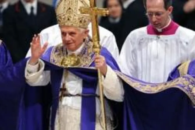 El Papa alienta a construir la historia con Dios uniendo fe y cultura
