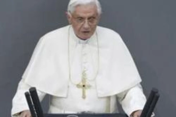 Crisis de la Iglesia en Occidente es crisis de fe agravada por el relativismo, alerta el Papa