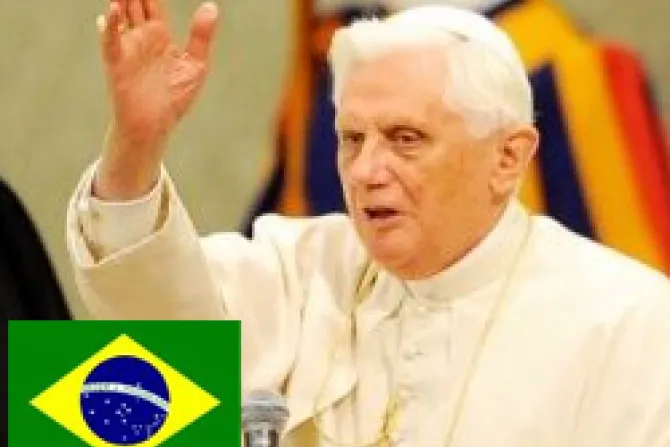 Benedicto XVI eleva oraciones por víctimas de lluvias en Brasil