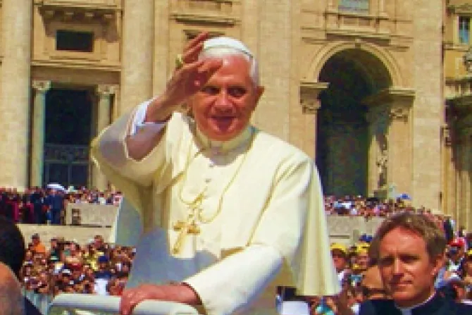 Verdadero enemigo por combatir es el pecado, recuerda Benedicto XVI