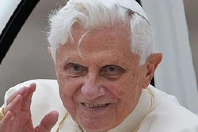 Presentan en el Vaticano Fundación Joseph Ratzinger-Benedicto XVI que promoverá su teología y espiritualidad