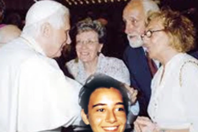 Benedicto XVI agradece testimonio de vida a padres de nueva beata