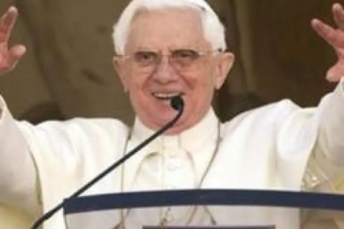 Escuelas católicas deben enseñar Verdad que salva a las almas, dice el Papa
