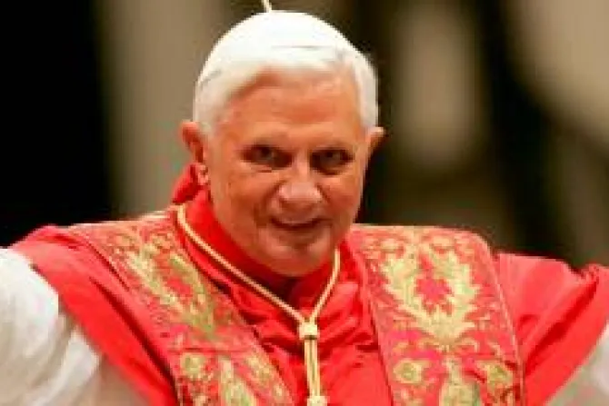 Benedicto XVI recibe a nuevos embajadores de Colombia, Australia y Nigeria
