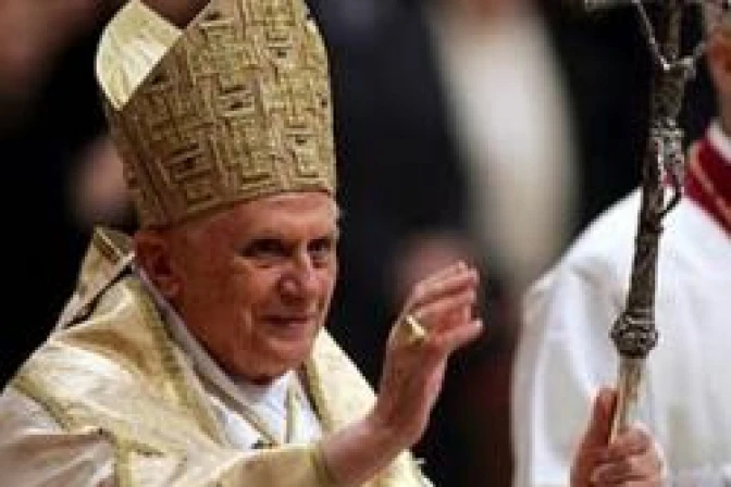 Como Jesús, fieles deben vivir humildad, conversión y fe en Dios, dice el Papa en Misa en Friburgo