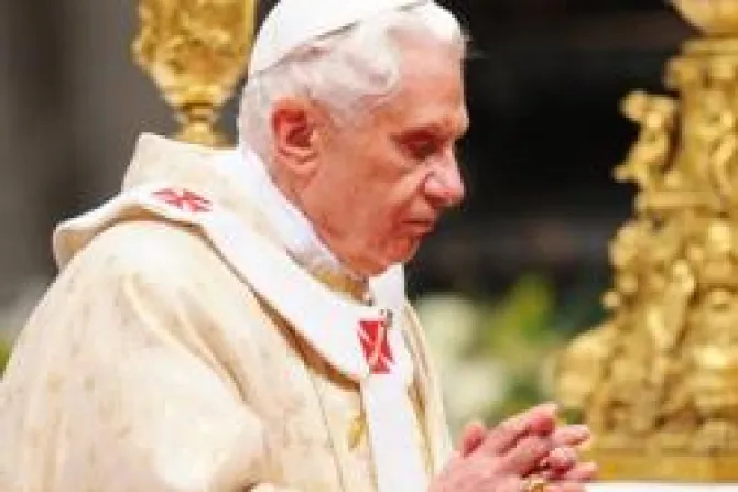 Benedicto XVI envía sus condolencias al rey de Noruega tras atentados