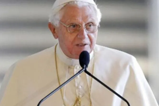 Benedicto XVI defiende enérgicamente derecho fundamental a libertad religiosa