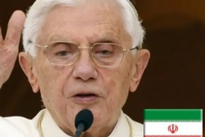 El Papa llama a la solidaridad tras terremoto en Irán