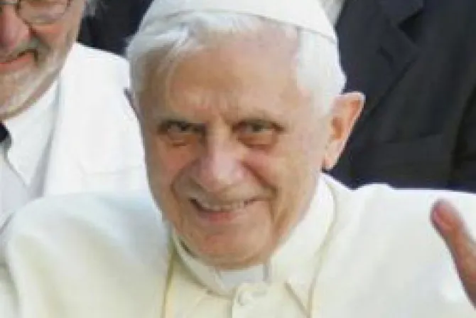 Benedicto XVI responderá en TV preguntas del público sobre Jesucristo 