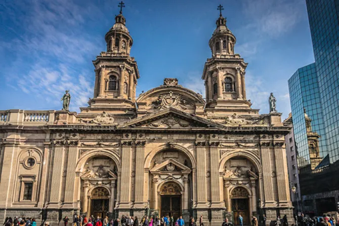 Inician trabajos de restauración en Catedral Metropolitana de Santiago de Chile