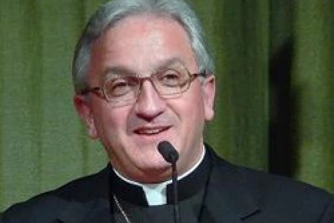 Santa Sede pide a ONU combatir SIDA respetando dignidad humana