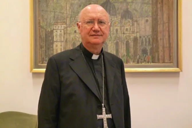 Mons. Celli pide uso audaz de nuevas tecnologías para anuncio del Evangelio