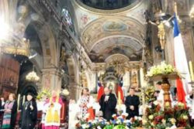 Chile está llamado a respetar y amar la vida desde sus inicios, dice Mons. Ezzati