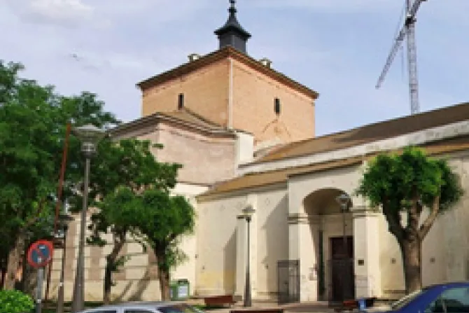 Destruyen Sagrario y corona de la Virgen en iglesia en España