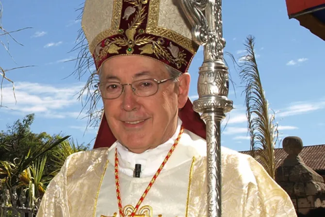 Cardenal Cipriani: Cardenales estamos unidos en oración a Dios