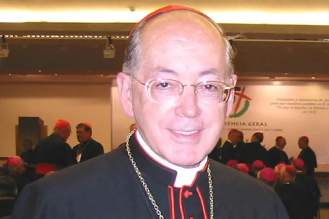 Perú: Cardenal Cipriani exhorta a custodiar la dignidad de las madres