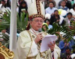 Cardenal Juan Luis Cipriani Thorne, Arzobispo de Lima y Primado del Perú, en el Congreso Eucarístico y Mariano de Piura?w=200&h=150