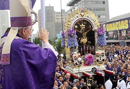Cardenal Juan Luis Cipriani y la procesión del Señor de los Milagros. Foto: Arzobispado de Lima ?w=200&h=150