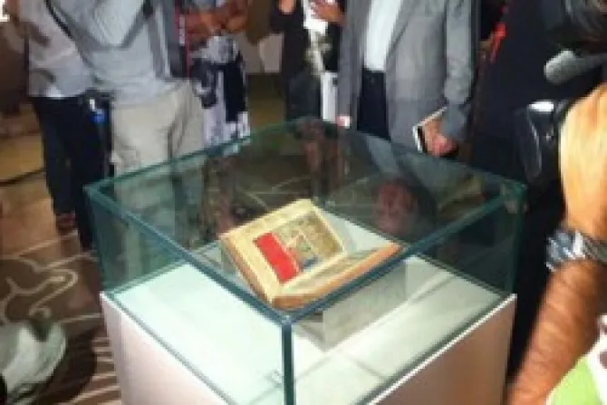 El Códice Calixtino expuesto al público en Santiago de Compostela