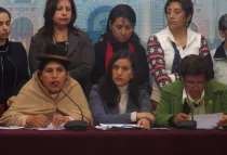 Congresistas Claudia Coari, Verónika Mendoza y Rosa Mavila. Foto: ACI Prensa