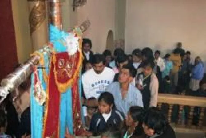 Sacerdote pide rezar para encontrar famosa Cruz de Motupe en Perú