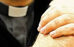 Obispo explica que “matrimonio gay” oficiado por sacerdote “vago” es un fraude