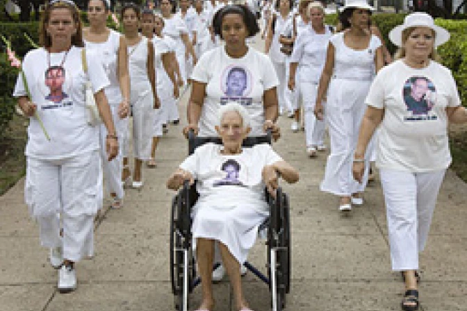 Gobierno cubano sigue hostigando a Damas de Blanco