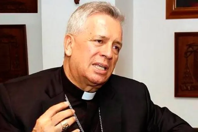 Arzobispo colombiano pide mesa de diálogo para frenar violencia de bandas criminales