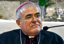 Mons. Demetrio Fernu00e1ndez