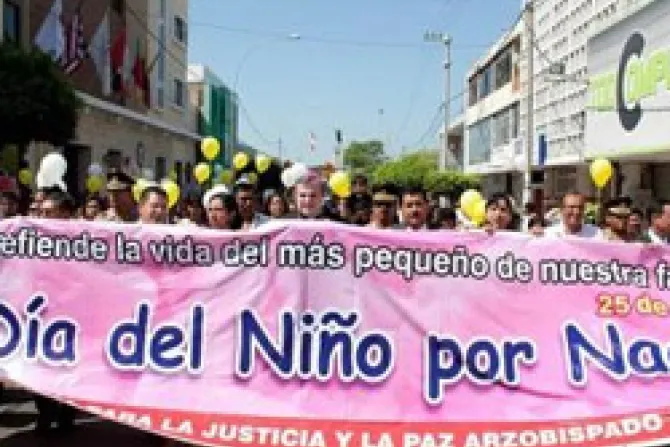 Más de cinco mil marchan por la vida y contra el aborto en el norte del Perú