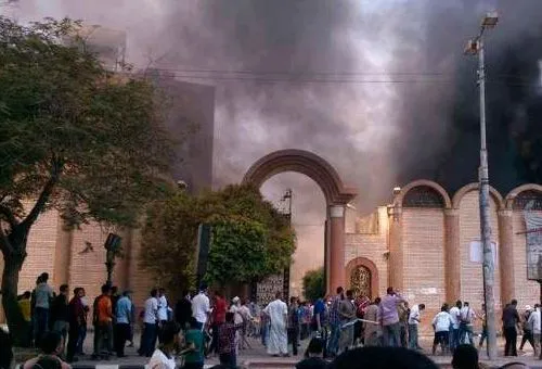 Una de las muchas iglesias atacada en Egipto