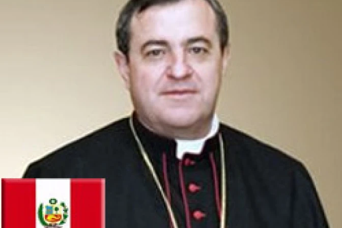Iglesia no abandonará nunca a enfermos de SIDA, afirma Arzobispo peruano