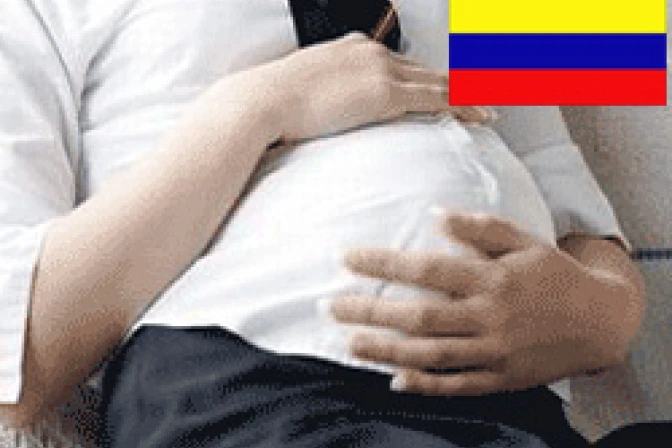 Arzobispo pide educación sexual auténtica contra embarazos precoces en Colombia