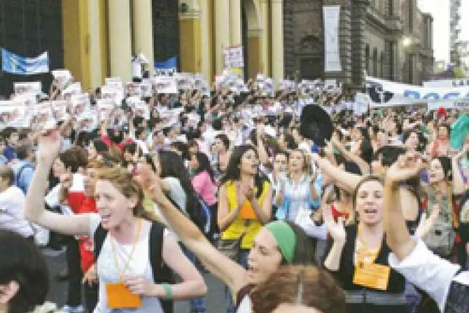 Medios católicos denuncian violencia contra mujeres pro-vida en Argentina