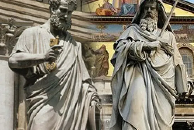 El Papa recuerda a San Pedro y San Pablo como cimientos de la Iglesia