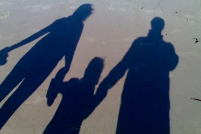Escuela para Padres: Cómo mantener el equilibrio entre la autoridad y la paz familiar